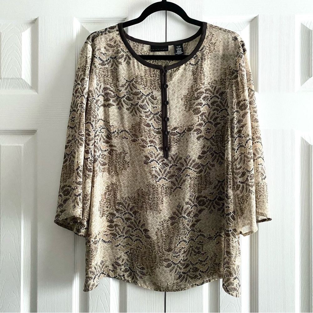 APOSTROPHE PAISLEY BUTTON FRONT HENLEY BLOUSE TOP Tan Brown XL